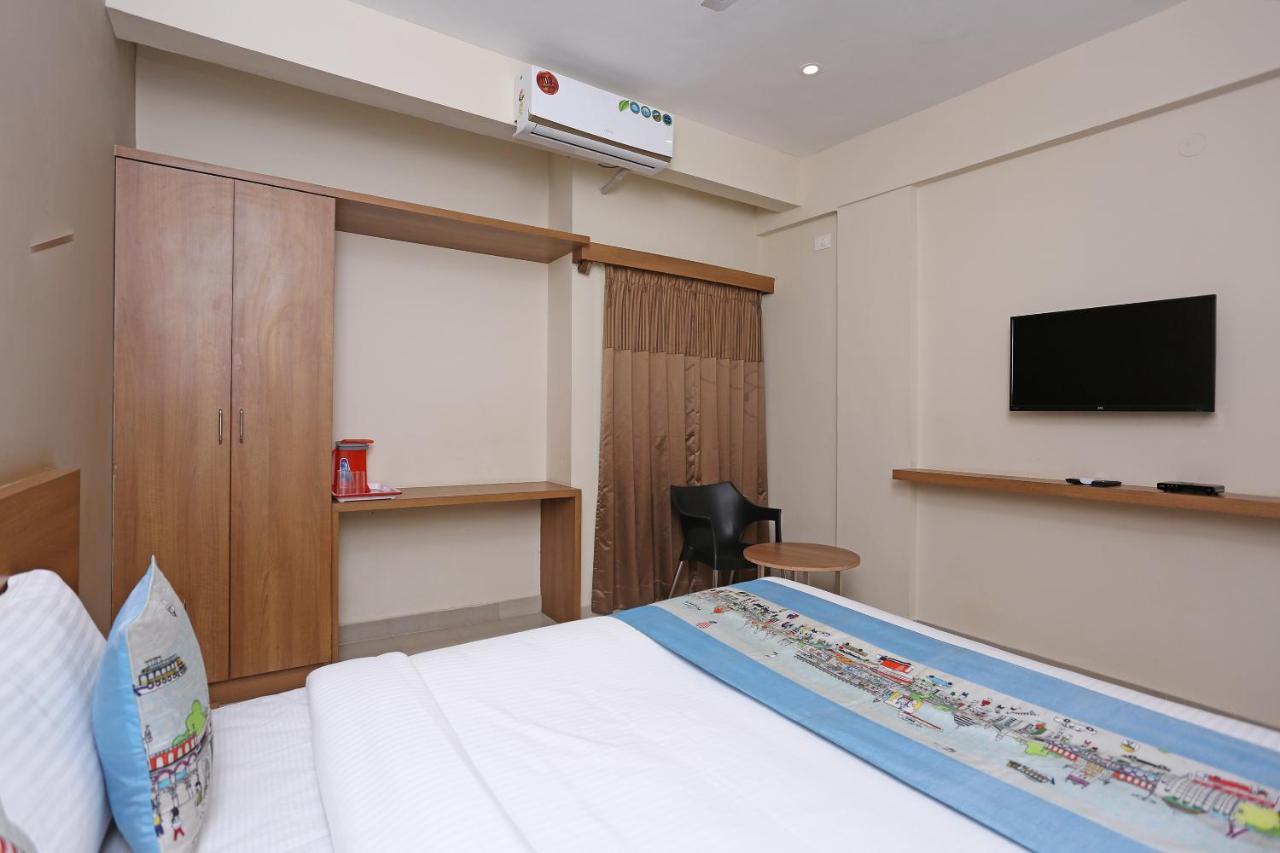 Oyo 6447 Samasth Rooms And Suites Мисор Екстериор снимка